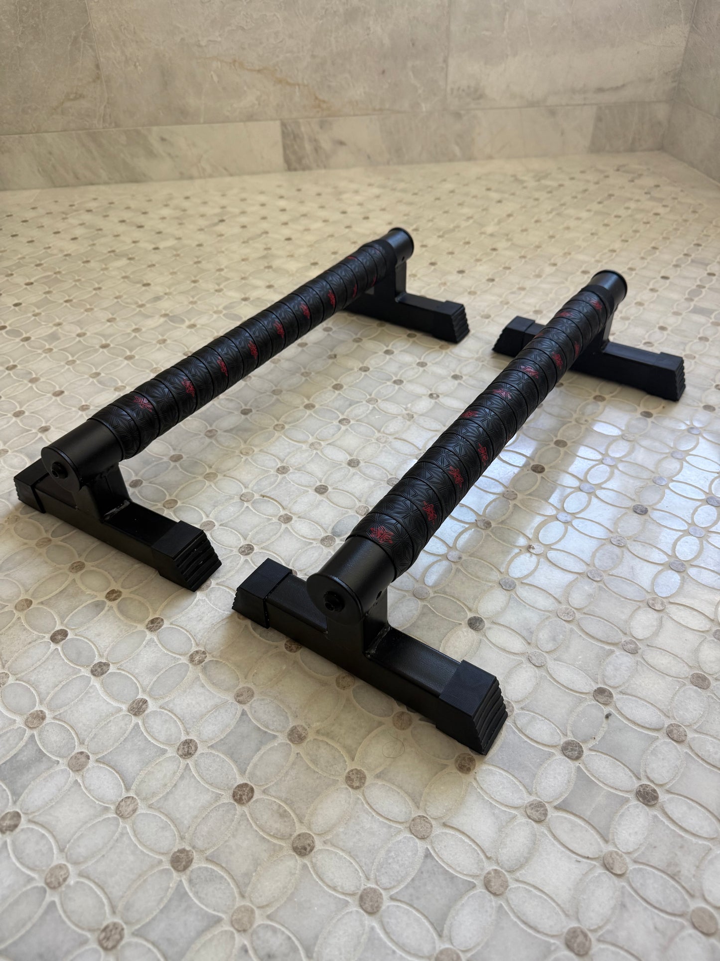 Onyx Parallettes Red