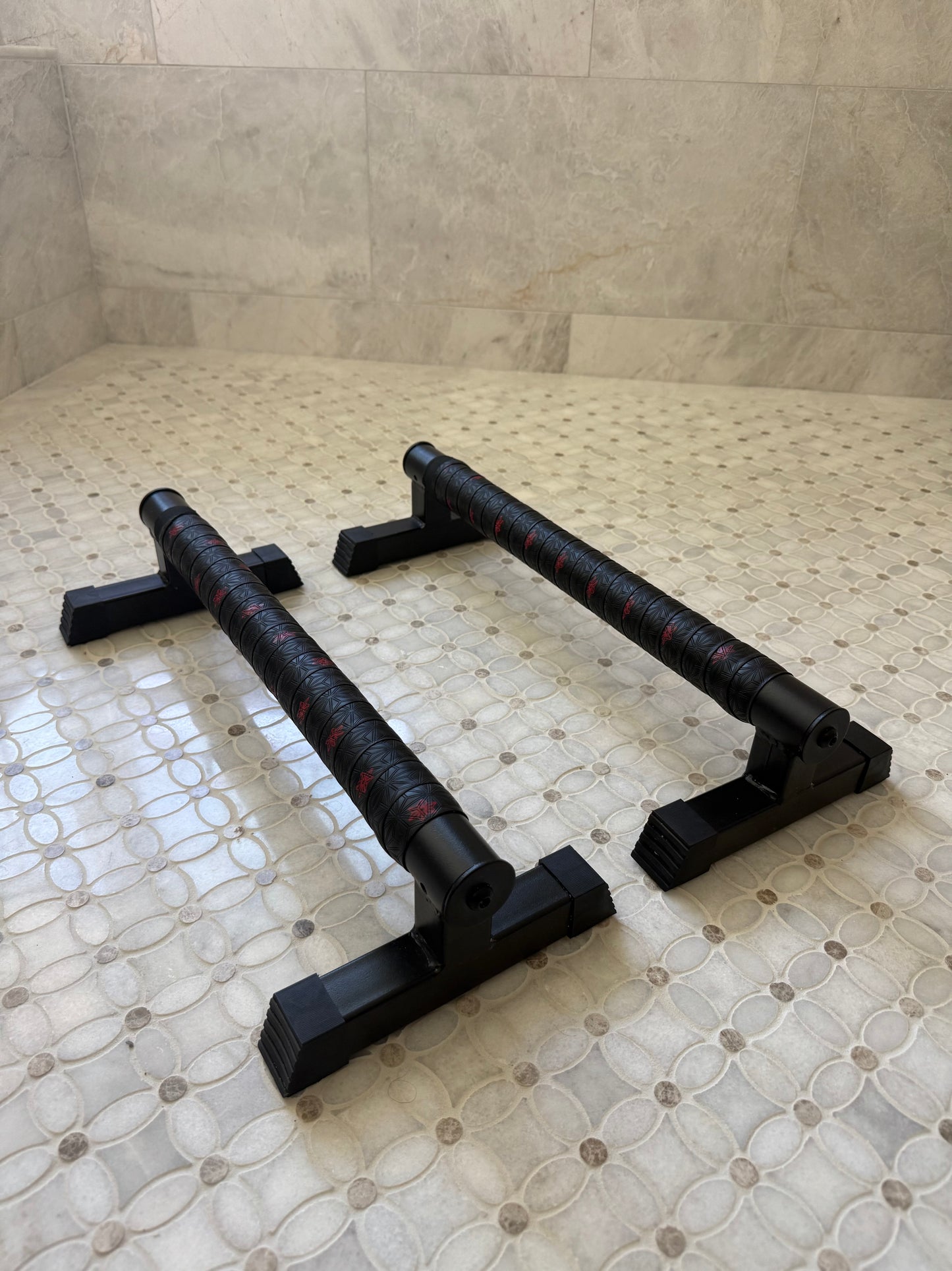 Onyx Parallettes Red